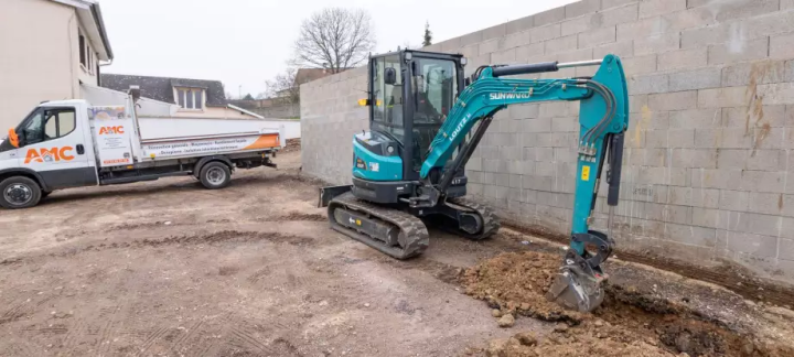 Nous réalisons des travaux de terrains pour des projets résidentiels et professionnels.